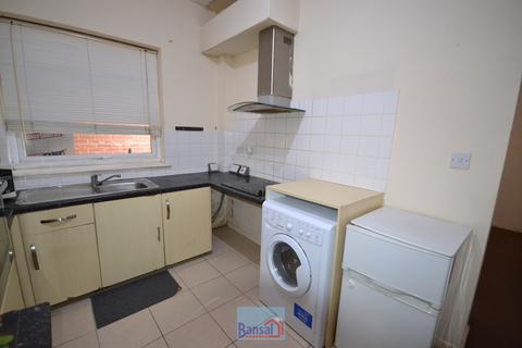 Studio to rent, Gulson Road, Coventry CV1