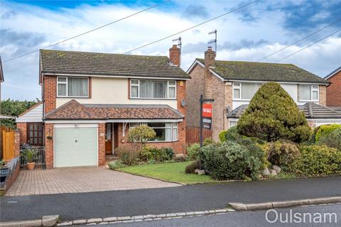 3 bedroom detached house for sale, Kidderminster Road, Bromsgrove, Worcestershire, B61
