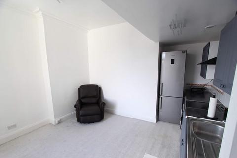 1 bedroom townhouse for sale, Flat  -  Walmersley Road, Bury