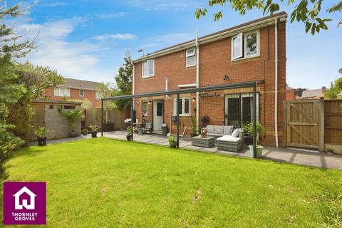 41 Hacking Street, Salford, M7 4ZD
