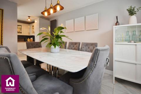 41 Hacking Street, Salford, M7 4ZD