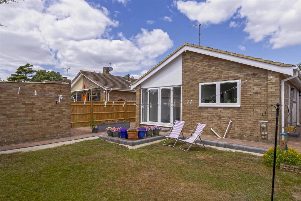 For Sale by Aspire Residential   Craddock Place