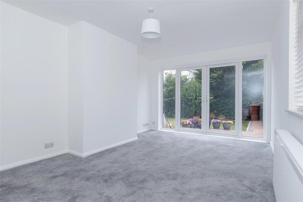 For Sale by Aspire Residential   Craddock Place