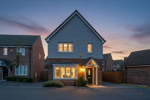 3 bedroom detached house for sale, Archer Drive, Cheswick Green, B90