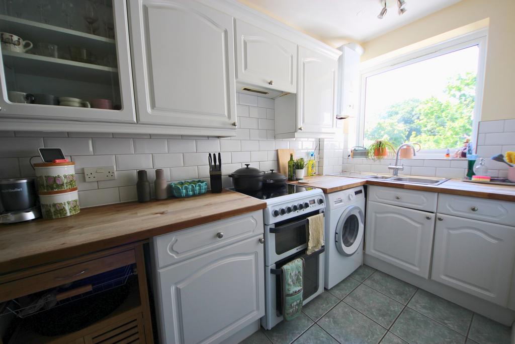 Kitchen 1