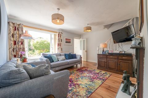 72 Ashtree Road, Barton Under Needwood, Burton-on-trent, DE13 8LJ