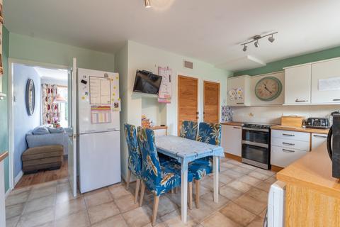 72 Ashtree Road, Barton Under Needwood, Burton-on-trent, DE13 8LJ