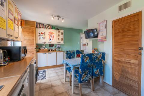 72 Ashtree Road, Barton Under Needwood, Burton-on-trent, DE13 8LJ