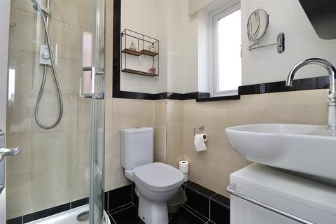 32 Browning Road, Pocklington, York, YO42 2GL
