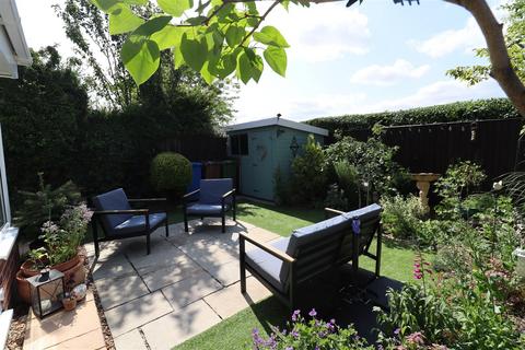 32 Browning Road, Pocklington, York, YO42 2GL