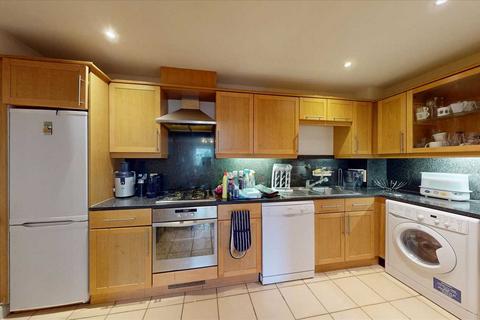 2 bedroom apartment for sale, London NW1