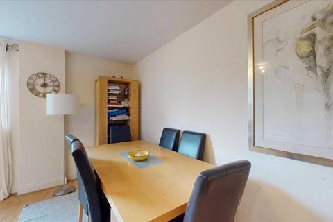 2 bedroom apartment for sale, London NW1