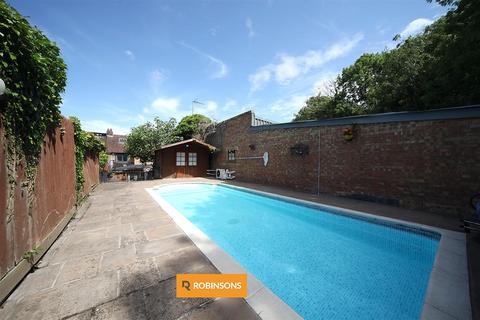 3 bedroom semi-detached house for sale, Tring Road, Dunstable