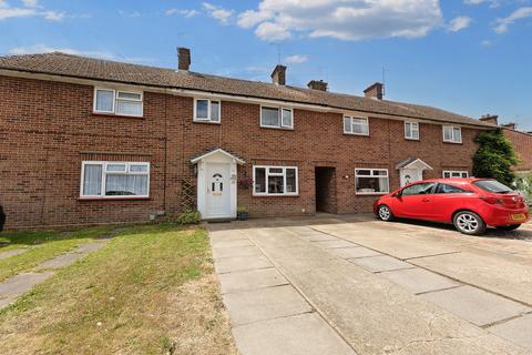 3 bedroom terraced house for sale, Bellfield Avenue, Colchester, CO7 0