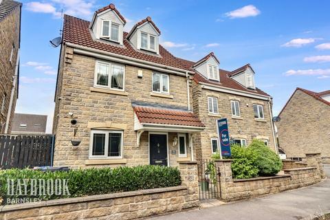 98 Highgate, Wombwell, Barnsley, S73 0FH