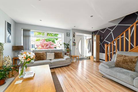 267 Eskhill, Penicuik, EH26 8DF