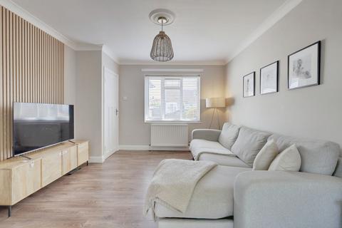9 Boyce View Drive, Benfleet, SS7 5EA