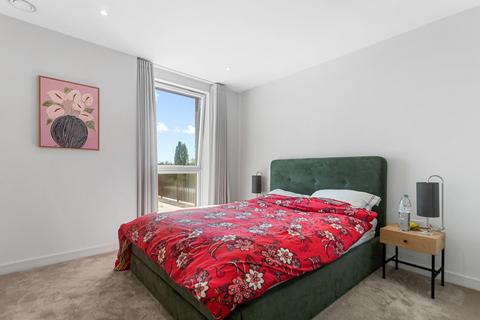 1 bedroom apartment for sale, Silkstream, Hendon, NW9