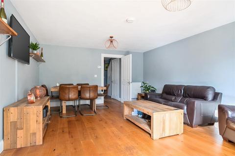 3 bedroom end of terrace house for sale, Bath Hill, Keynsham, Bristol