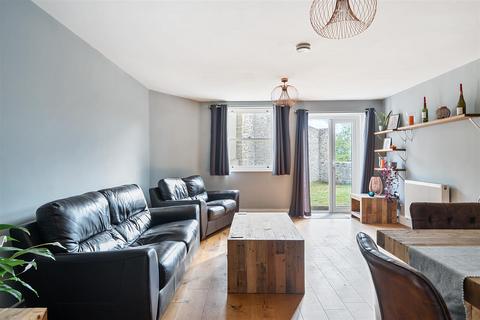 3 bedroom end of terrace house for sale, Bath Hill, Keynsham, Bristol