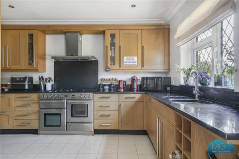 5 bedroom detached house for sale, Sunbury Avenue, London, NW7
