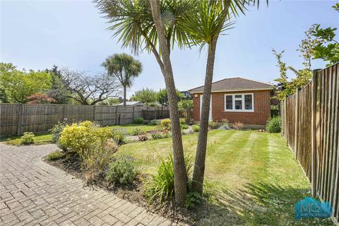 5 bedroom detached house for sale, Sunbury Avenue, London, NW7