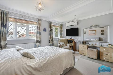 5 bedroom detached house for sale, Sunbury Avenue, London, NW7