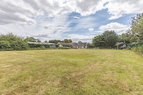 undefined, Thorney Mill Road, Iver SL0