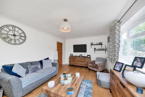 3 bedroom link detached house for sale, Flambards Close, Royston SG8