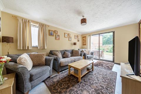 7 Water View, Horley, RH6 9GW