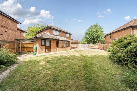 7 Water View, Horley, RH6 9GW