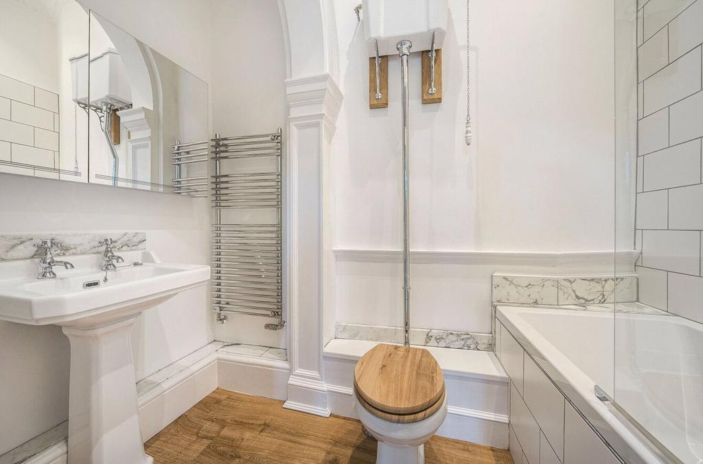 Ensuite