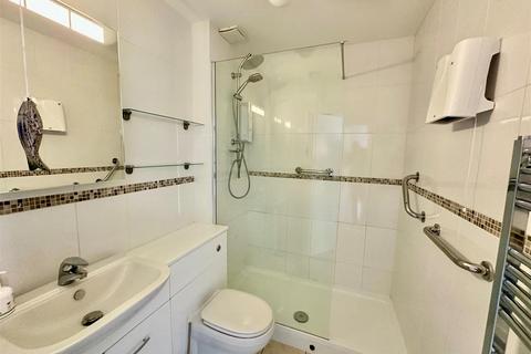1 bedroom retirement property for sale, South Street, Farnham