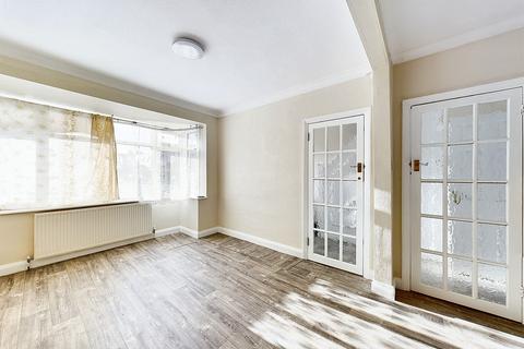 4 bedroom semi-detached house for sale, Aldridge Avenue, Stanmore, HA7
