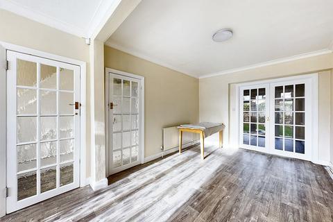 4 bedroom semi-detached house for sale, Aldridge Avenue, Stanmore, HA7