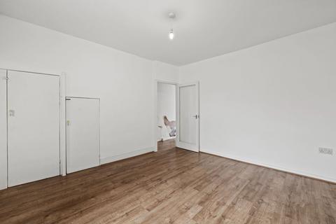 7 Taylors Row, Neath, SA11 1SY