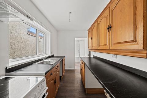 7 Taylors Row, Neath, SA11 1SY