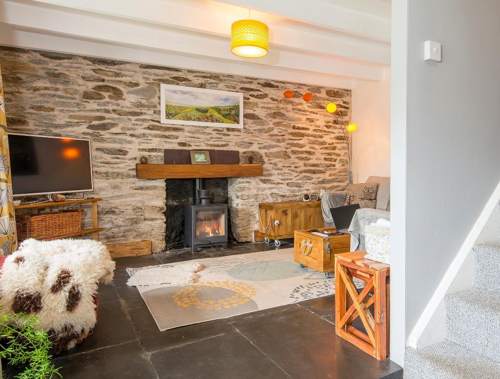 Sitting Room - View 2