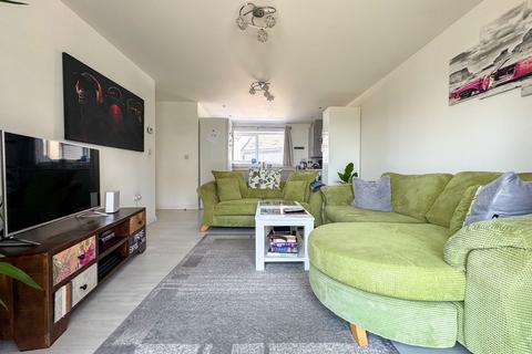 2 bedroom apartment for sale, Mansell Road, Patchway, Bristol, Gloucestershire, BS34