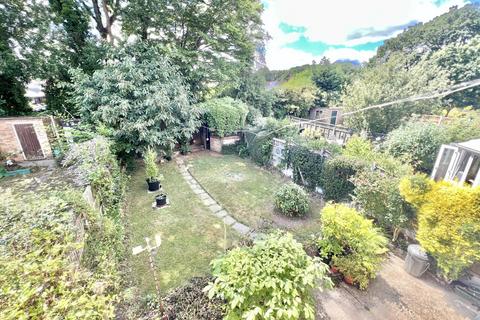 undefined, Hawthorn Avenue, Brentwood CM13