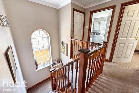 3 bedroom detached house for sale, Steeple View, March
