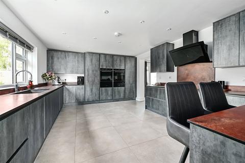 3 bedroom detached house for sale, Grange Road, Guildford GU12