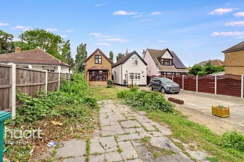 3 bedroom detached house for sale, Lambs Lane South, Rainham, RM13 9XH