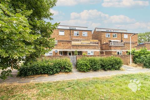 47 Mariskals, Basildon, SS13 3EH