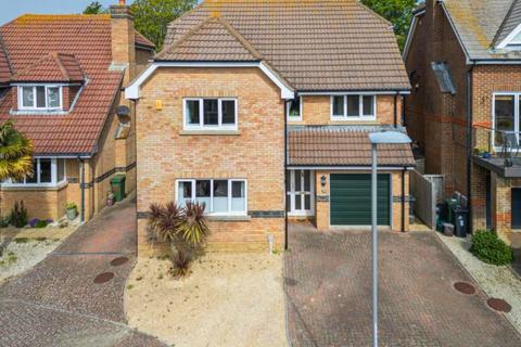 4 bedroom detached house for sale, Swaffield Gardens, Weymouth