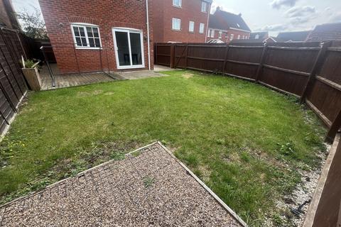 3 bedroom detached house to rent, Lancaster Road, Coddington
