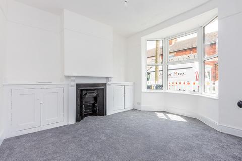 2 bedroom terraced house for sale, Cromwell Road, Rushden NN10