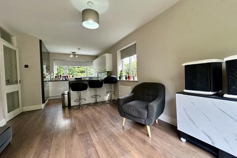 2 bedroom ground floor flat for sale, Lawrence Grove, Southampton