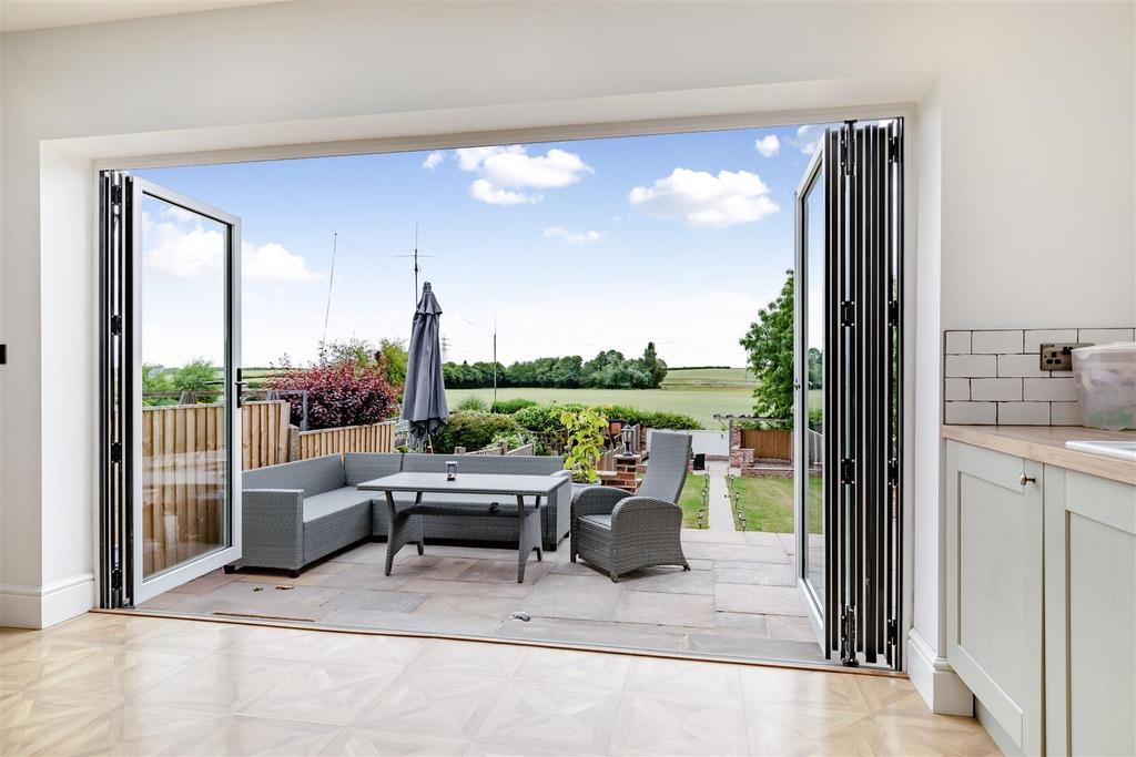 8654031-interior19.jpg