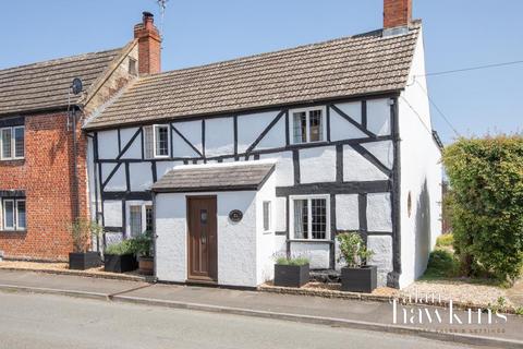 undefined, Bradenstoke SN15 4